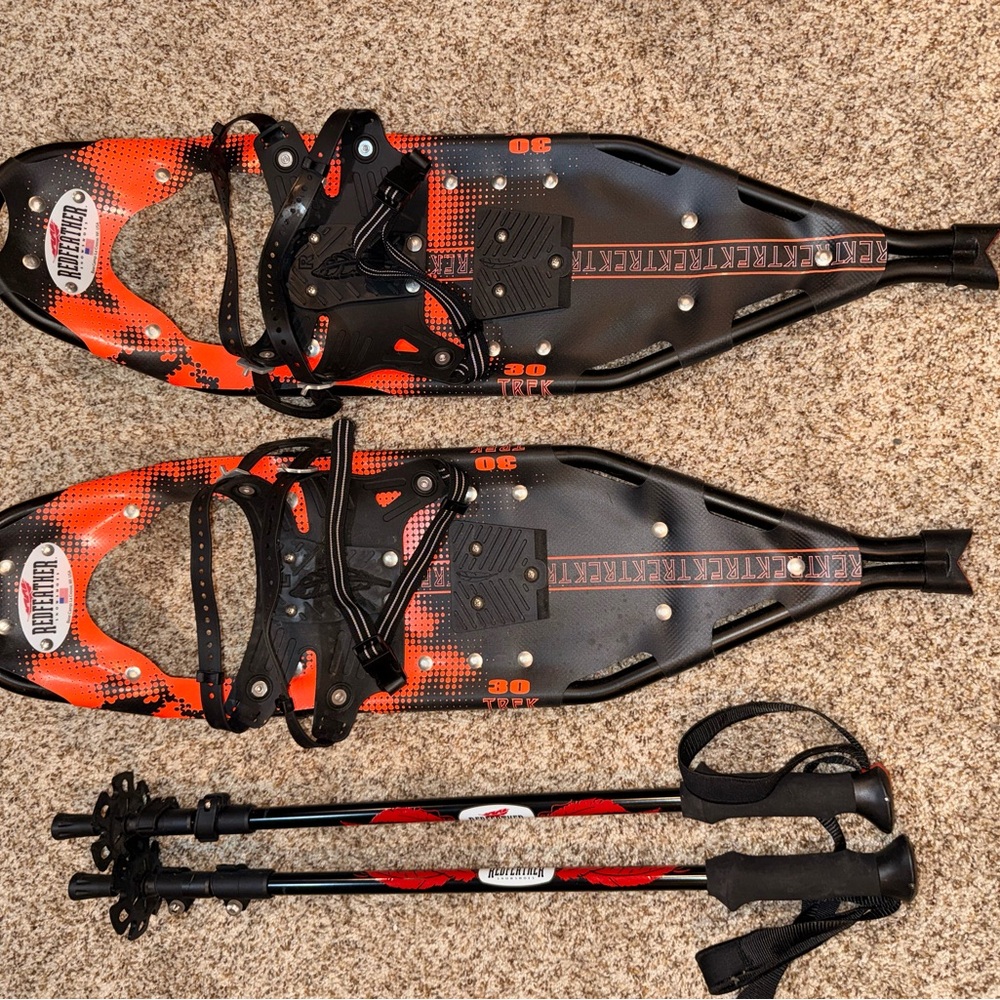 Redfeather Snowshoes with Hiking Poles